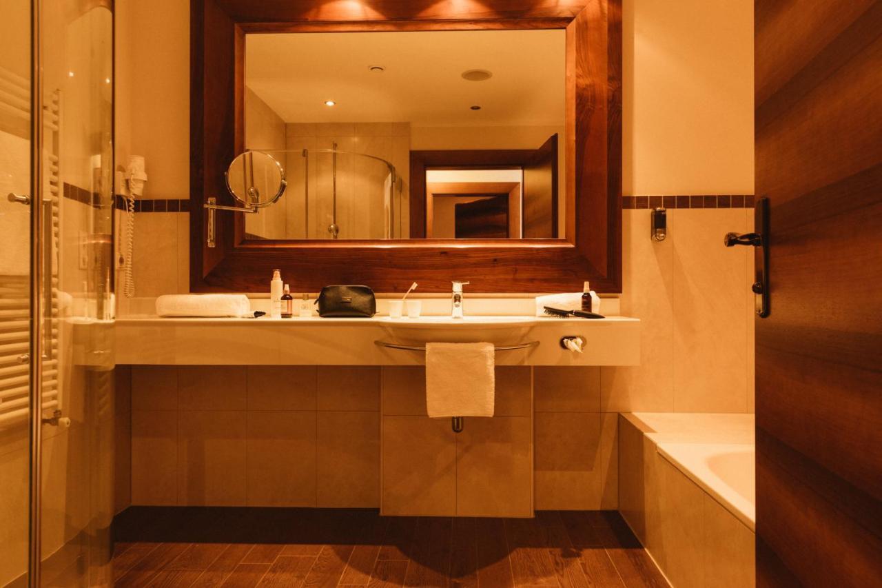 Gartenhotel Linde 4 Sterne Superior リート・イム・オーバーインタール エクステリア 写真